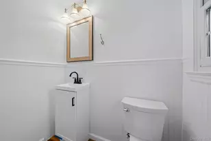 32 Clintonwood Dr, New Windsor, NY 12553 - Photo 15