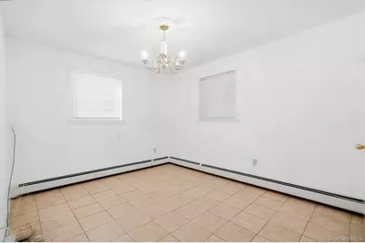 32 Clintonwood Drive, New Windsor, NY 12553 - Photo 23