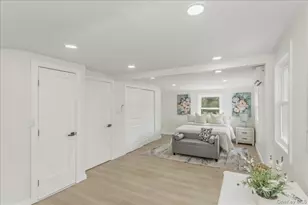 27 Landscape Dr, Wheatley Heights, NY 11798 - Photo 17