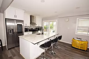 468 Keller Ave, Elmont, NY 11003 - Photo 5