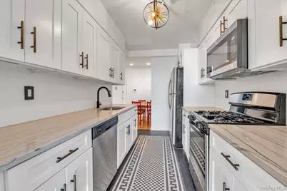25 W Broadway #207, Long Beach, NY 11561 - Photo 9