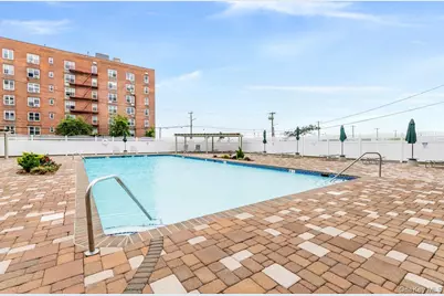210 E Broadway #4D, Long Beach, NY 11561 - Photo 15