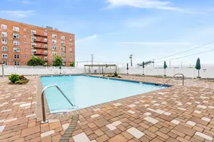 210 E Broadway, Long Beach, NY 11561 - Photo 15