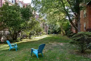 26 Hamilton Pl, Garden City, NY 11530 - Photo 17