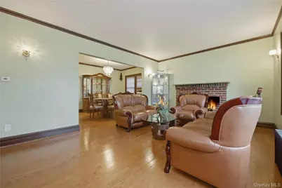 969 Gabriel Avenue, Franklin Square, NY 11010 - Photo 7