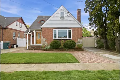 969 Gabriel Avenue, Franklin Square, NY 11010 - Photo 3
