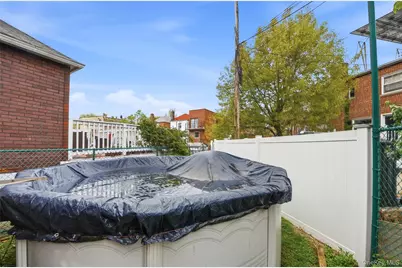 3001 Zulette Avenue, Bronx, NY 10461 - Photo 17