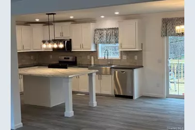 1450 Route 376 #7, Wappingers Falls, NY 12590 - Photo 3