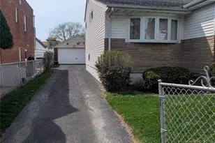 7-08 127th St, College Point, NY 11356 - Photo 17