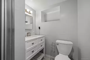 174 Semton Blvd, Franklin Square, NY 11010 - Photo 29