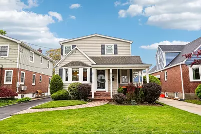174 Semton Boulevard, Franklin Square, NY 11010 - Photo 1