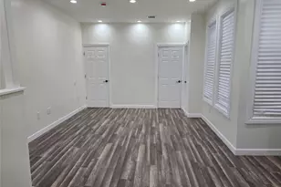 107-50 Van Wyck Expy, Richmond Hill, NY 11419 - Photo 3