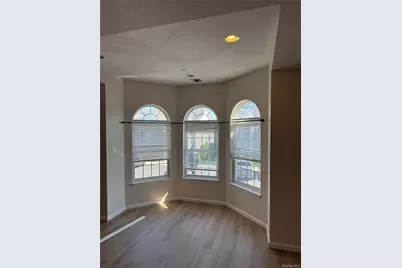 12 Jacqueline Way #12, North Babylon, NY 11703 - Photo 5