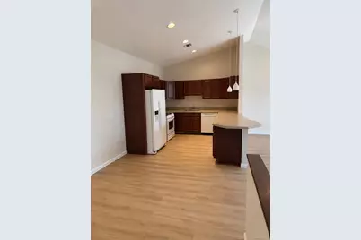 12 Jacqueline Way #12, North Babylon, NY 11703 - Photo 3