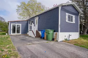 65 Minuteman Dr, Islip, NY 11716 - Photo 17