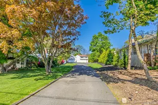 270 Nassau Rd, Huntington, NY 11743 - Photo 45