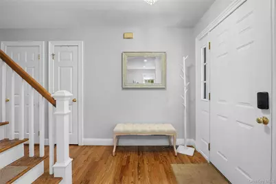 270 Nassau Road, Huntington, NY 11743 - Photo 7