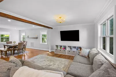 270 Nassau Road, Huntington, NY 11743 - Photo 11