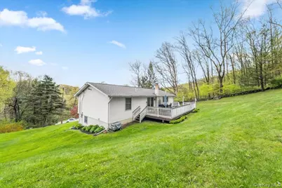 978 W Dover Road, Pawling, NY 12564 - Photo 27