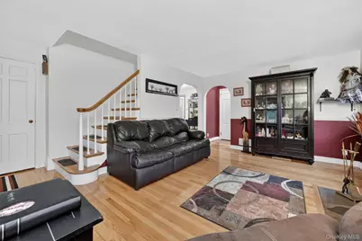 69 S Airmont Road, Airmont, NY 10901 - Photo 5