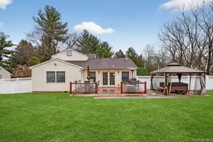 69 S Airmont Rd, Airmont, NY 10901 - Photo 3