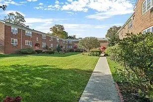 183 Drake Ave, New Rochelle, NY 10805 - Photo 13