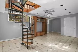 183 Drake Ave, New Rochelle, NY 10805 - Photo 15