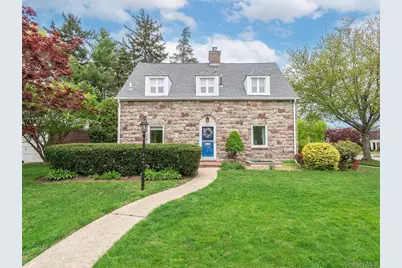 81 Huntington Road, Garden City, NY 11530 - Photo 1