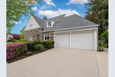 81 Huntington Road, Garden City, NY 11530 - Photo 29