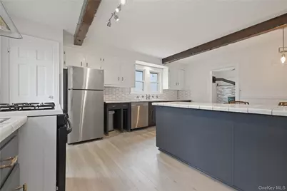 88 Coles Street, Glen Cove, NY 11542 - Photo 15