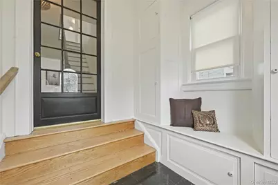 88 Coles Street, Glen Cove, NY 11542 - Photo 5