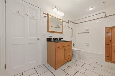 88 Coles Street, Glen Cove, NY 11542 - Photo 19