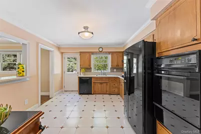 20 Cornell Drive, Hartsdale, NY 10530 - Photo 9