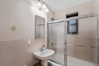 211-02 73rd Avenue #4P, Bayside, NY 11364 - Photo 15