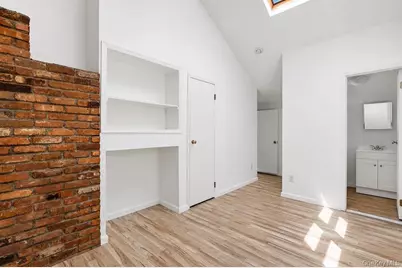 27 Jane Drive, North Babylon, NY 11703 - Photo 7