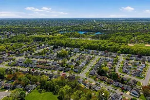 27 Jane Dr, North Babylon, NY 11703 - Photo 27