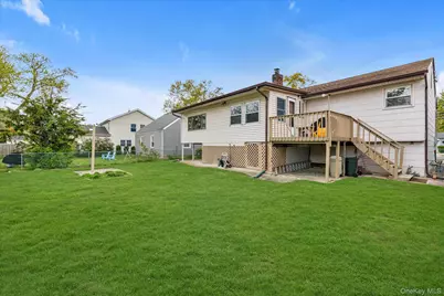 2606 Beach Drive, Merrick, NY 11566 - Photo 19