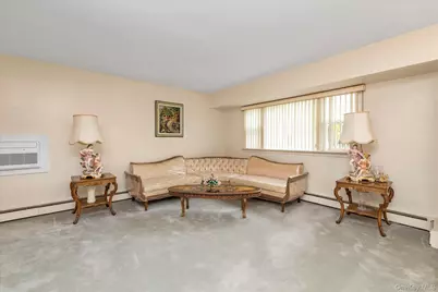 2606 Beach Drive, Merrick, NY 11566 - Photo 7