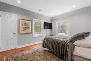 9 Old Colony Ln, Great Neck, NY 11023 - Photo 25
