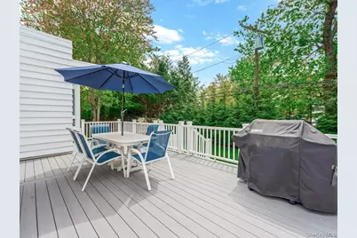 9 Old Colony Lane, Great Neck, NY 11023 - Photo 31