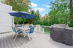 9 Old Colony Ln, Great Neck, NY 11023 - Photo 31