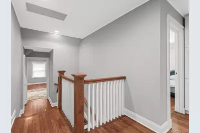 9 Old Colony Lane, Great Neck, NY 11023 - Photo 19