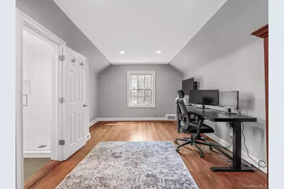 9 Old Colony Lane, Great Neck, NY 11023 - Photo 27