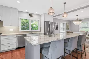 9 Old Colony Ln, Great Neck, NY 11023 - Photo 9
