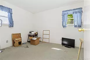 42 Lee Ave, Ossining, NY 10562 - Photo 9