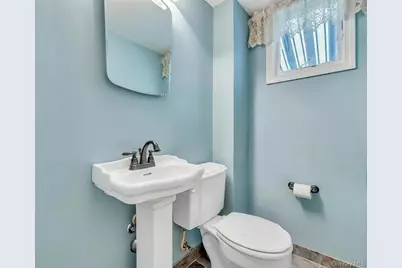 100 E Melrose Street, Valley Stream, NY 11580 - Photo 27