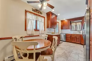 100 E Melrose St, Valley Stream, NY 11580 - Photo 19