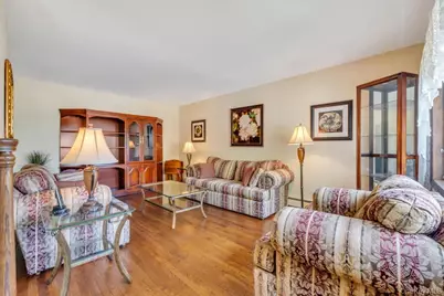 100 E Melrose Street, Valley Stream, NY 11580 - Photo 13