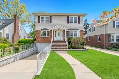100 E Melrose Street, Valley Stream, NY 11580 - Photo 1