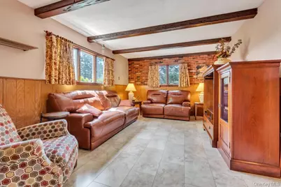 100 E Melrose Street, Valley Stream, NY 11580 - Photo 25